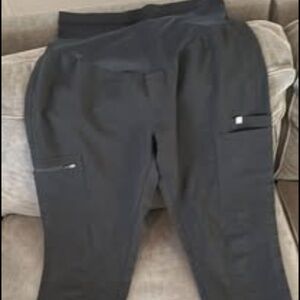 Figs black medium maternity pants scrubs Size medium regular length